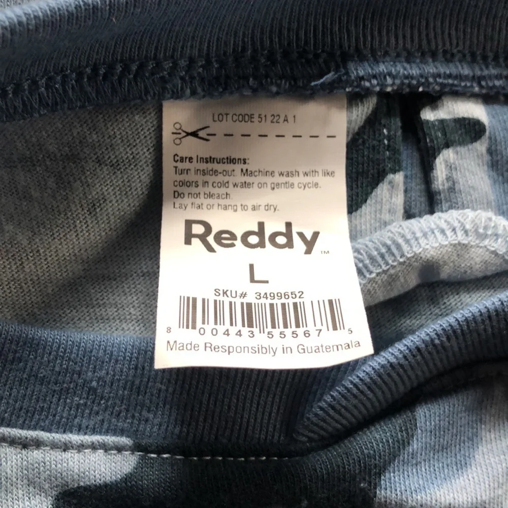 NWT Reddy Camo dog t-shirt L